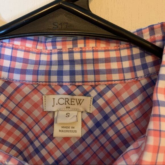 J. Crew Button Down Long Sleeve Shirt. Size Small - Picture 3 of 4
